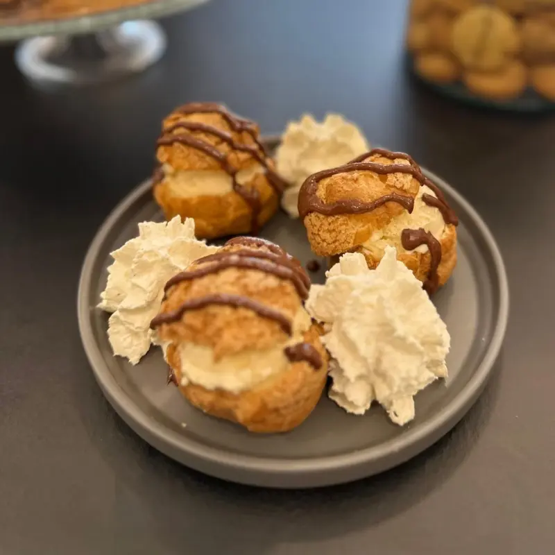 profiteroles